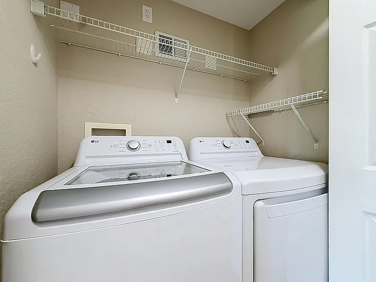 5281 Bowline Ct — Photo 29