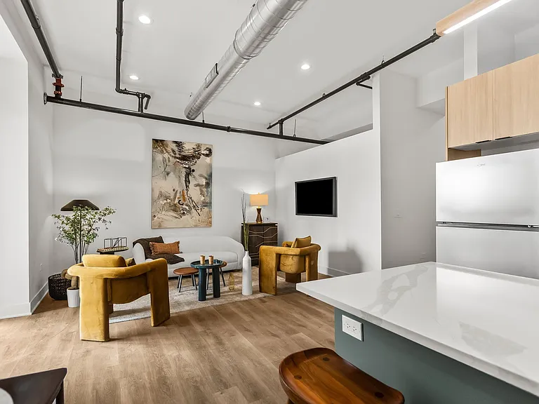 The Evergreen Lofts — Photo 2