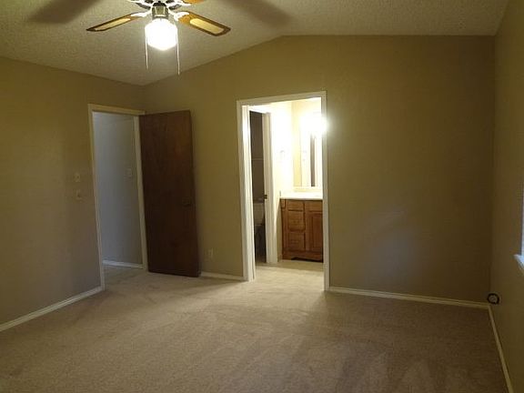 5th image of 2302 Stone Pine Ct