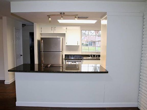 5th image of 1420 Ferrier Dr