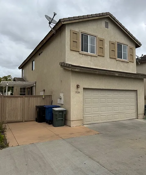 1924 Geyserville St — Photo 14