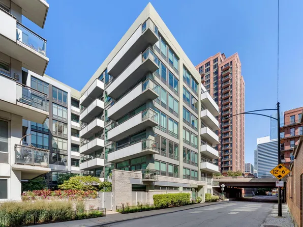 650 W Wayman St Unit 305C, Chicago, IL 60661