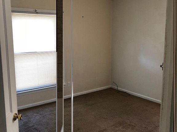 4th image of 14030 Kingston Ave