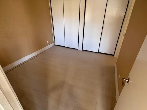 3635 Oak Creek Dr, Ontario, CA 91761