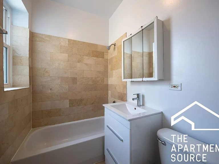 3535 W Fullerton Ave #3 — Photo 5