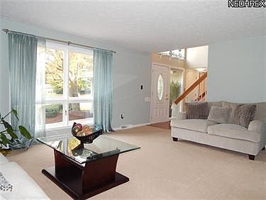 3rd image of 4672 Whitehall Dr