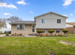 16050 Orchard St, Southgate, MI 48195