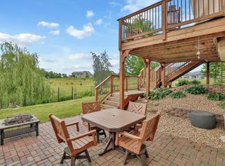 12694 314th St, Lindstrom, MN 55045