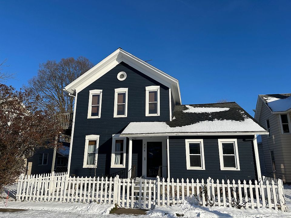 1st image of 526 Livingston Ave NE #2