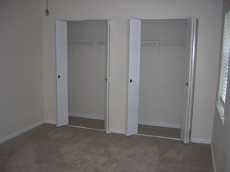 133 Sandalwood Cir — Photo 16