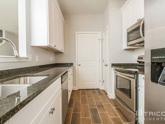 5th image of 2283 Cason Ln