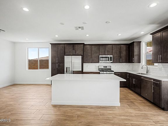 3rd image of 16978 W SAMANTHA Way