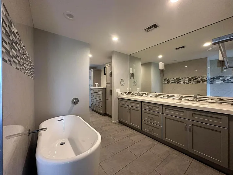 4 Saturn Cir — Photo 29