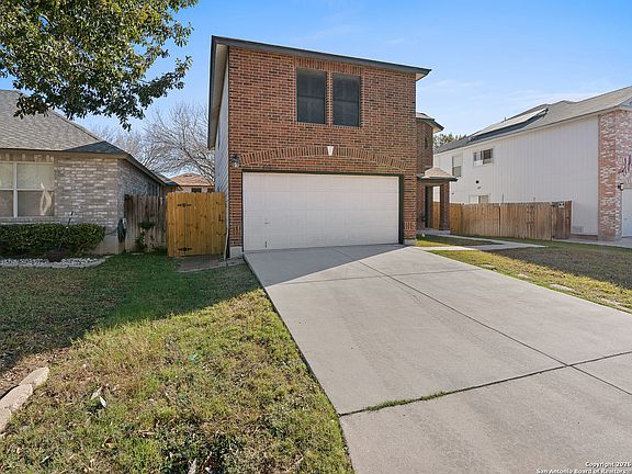 3rd image of 422 Benetton Drive