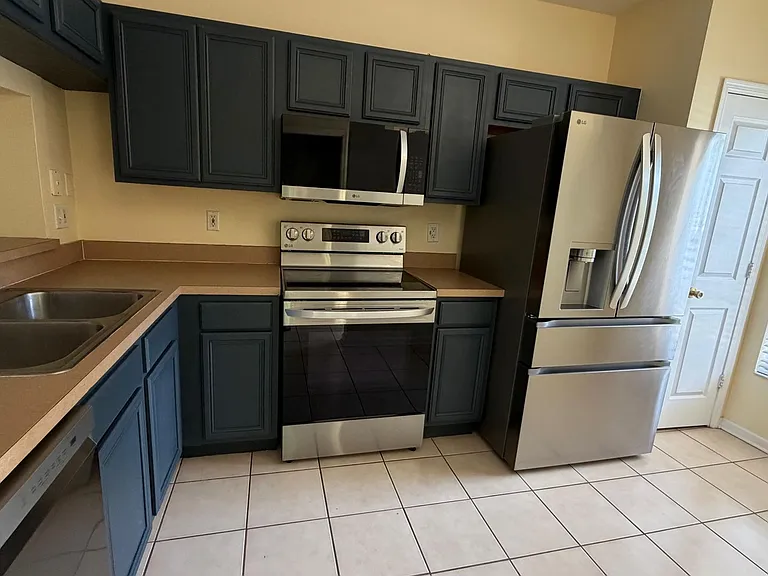 2912 Woodlands Park Ct — Photo 7