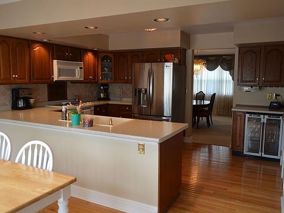 5th image of 15 Manorfield Cir #15