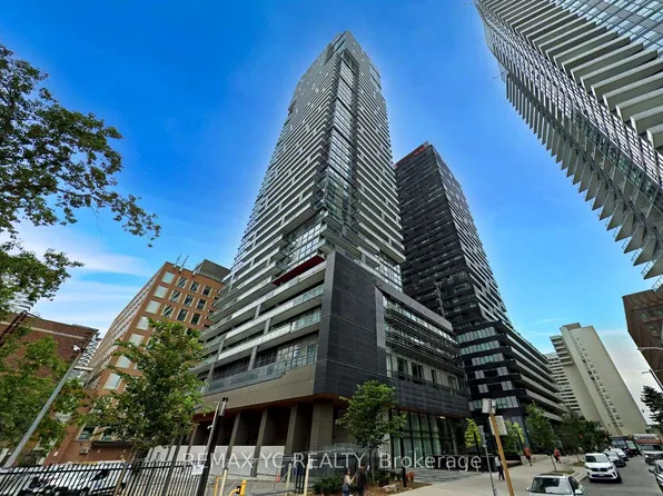 39 Roehampton Ave #3708, Toronto, ON M4P 1P9