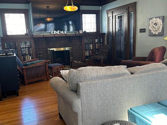 3rd image of 521 N 7th St