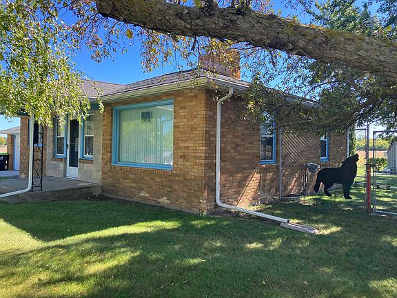 3rd image of 2991 Blades Rd