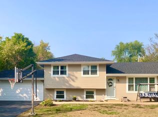 28W554 Bolles Ave, West Chicago, IL 60185