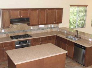 1057 Boulderview Dr, Oceanside, CA 92057