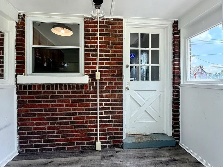 216 Main St — Photo 21