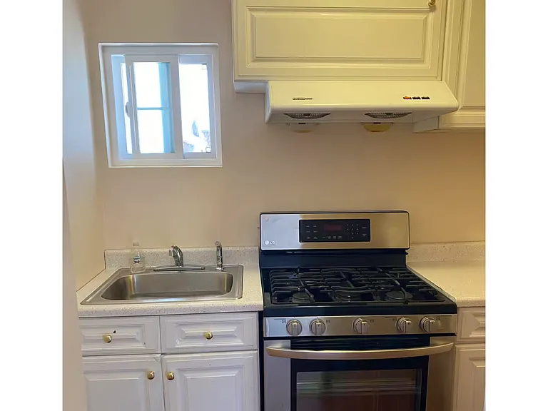 630 N Eileen Ave — Photo 3