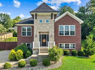 1416 Nightingale Ln, Goshen, KY 40026
