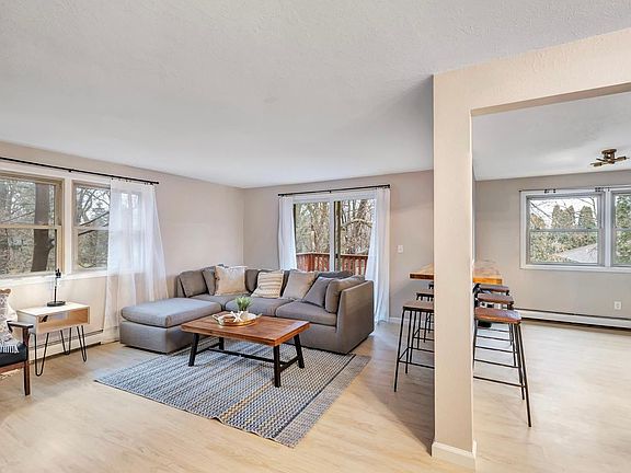 5th image of 2593 Hazelwood Ln