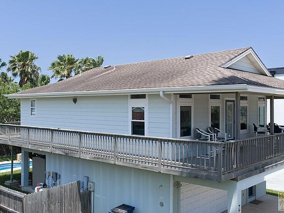 4th image of 204 W Campeche St