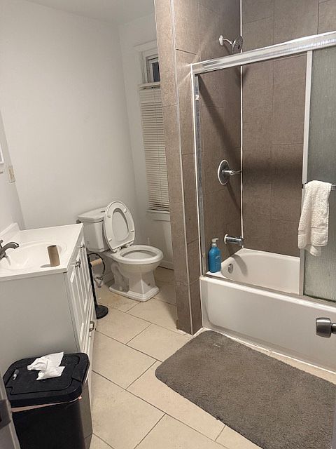 2nd image of 203 Dunseith St