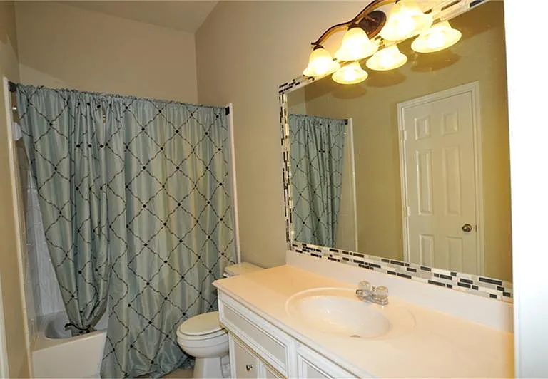872 Rock Harbor Ln — Photo 18
