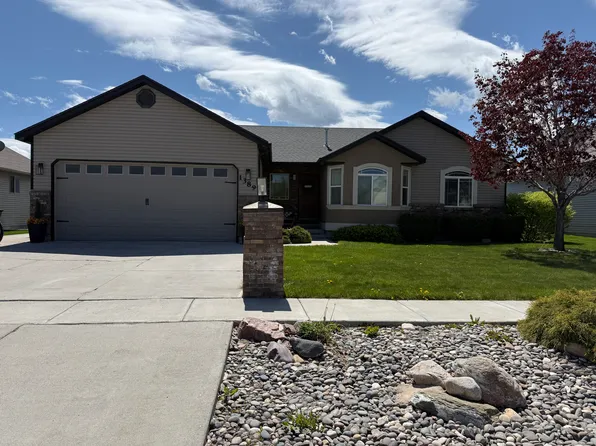 1389 Kiersten Dr, Chubbuck, ID 83202