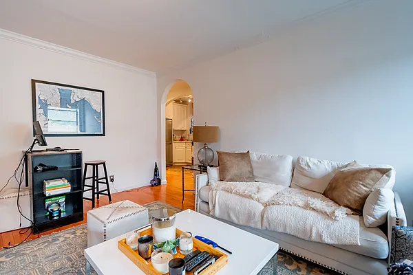 Rented by KYLM, LLC | media 26