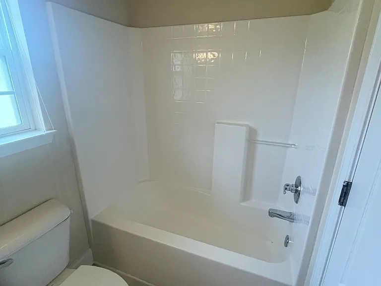 148 Old Ivy Rd — Photo 18