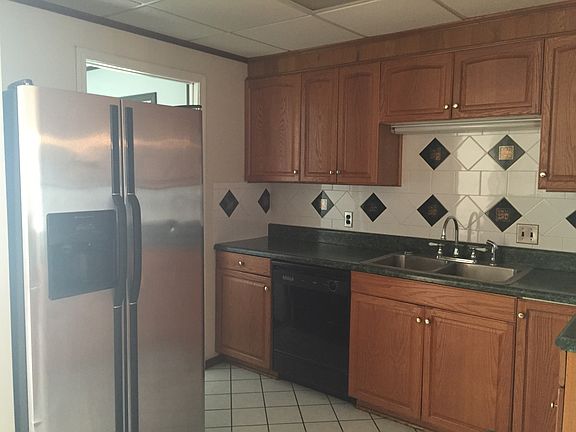 5th image of 4637 Hilltop Dr