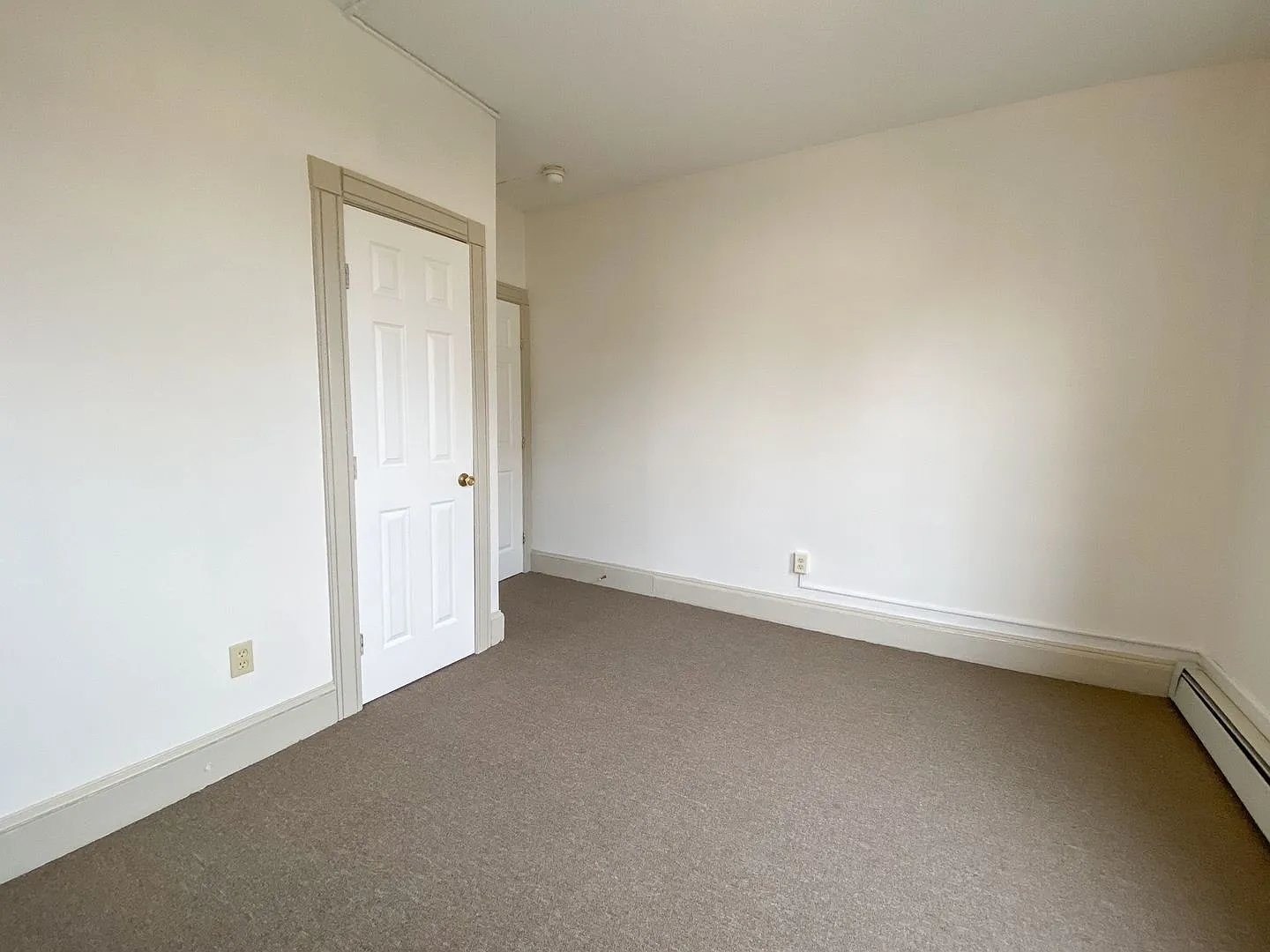 31-33 Bond St / Rosario Properties, LLC — Photo 3