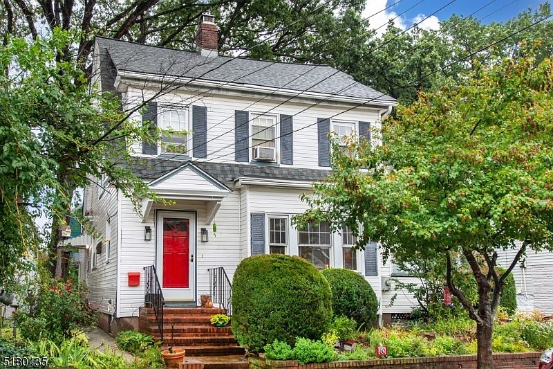 1st image of 180 Linden Ave