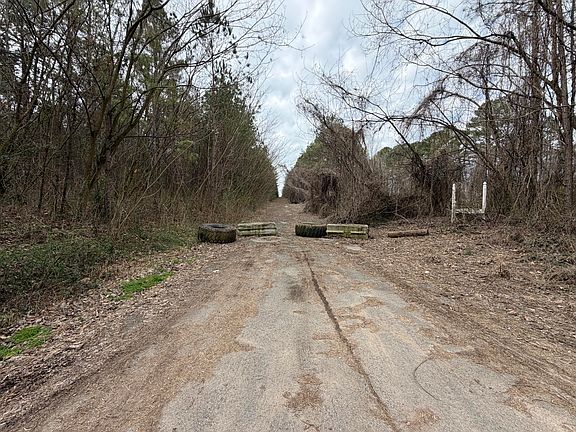 5th image of 144 County Road 516