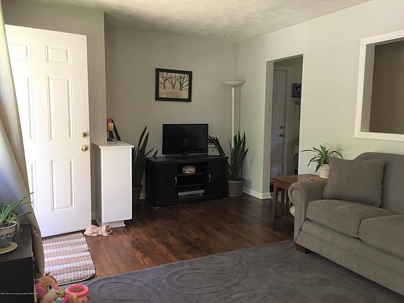 3rd image of 306 Leasia St
