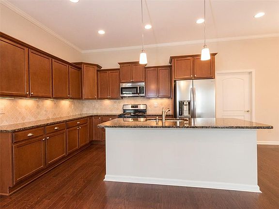 4th image of 1865 Grove Field Ln #20
