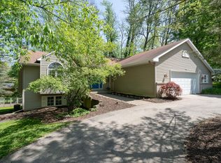 7091 30th St SE, Ada, MI 49301