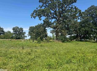 1201 Walton Rd, Fairfield, IA 52556