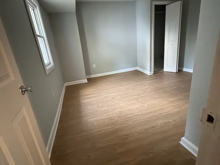 225 N Burgher Ave #1 — Photo 8