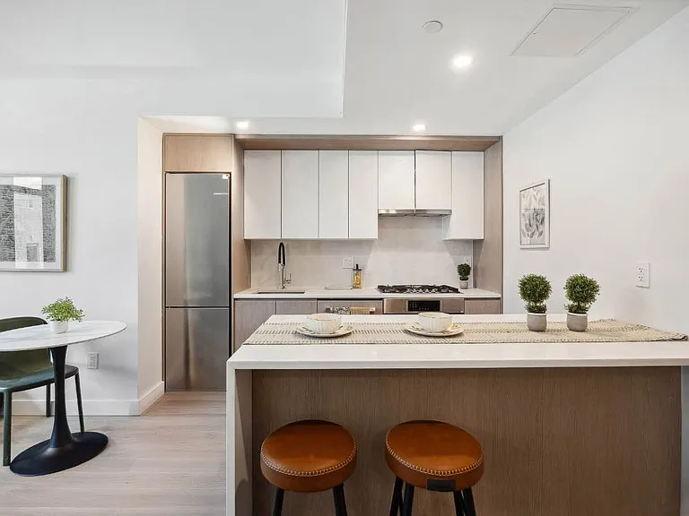 38-20 Parsons Blvd #710 — Photo 23