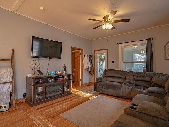 5th image of 1209 S Cornelia St