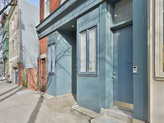 2nd image of 919 E Passyunk Ave #2