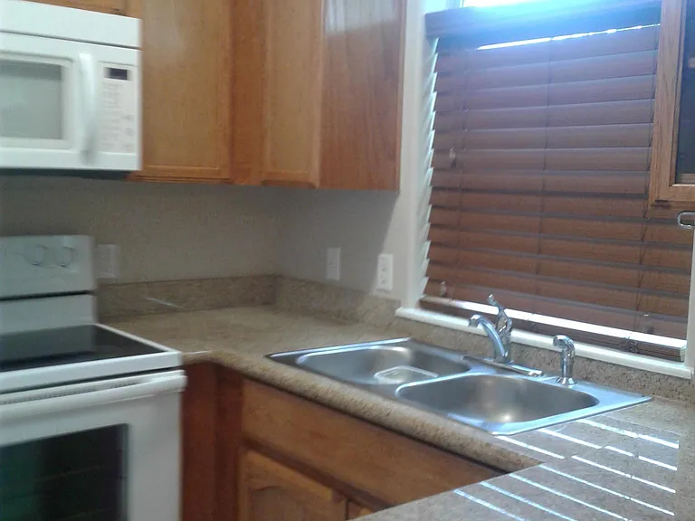 1802 Upland Dr #2 — Photo 16