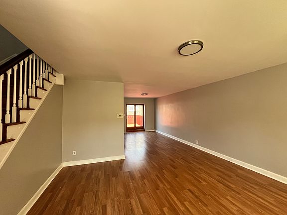 2nd image of 4415 Teesdale St