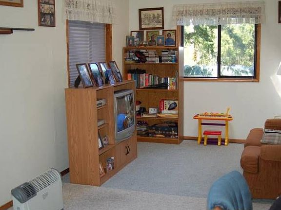 Large bonus room